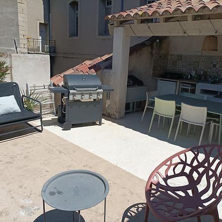 Maison Intra Muros, Terrasses Avec Vue Jaccuzzi Et Garage アヴィニョン 部屋 写真