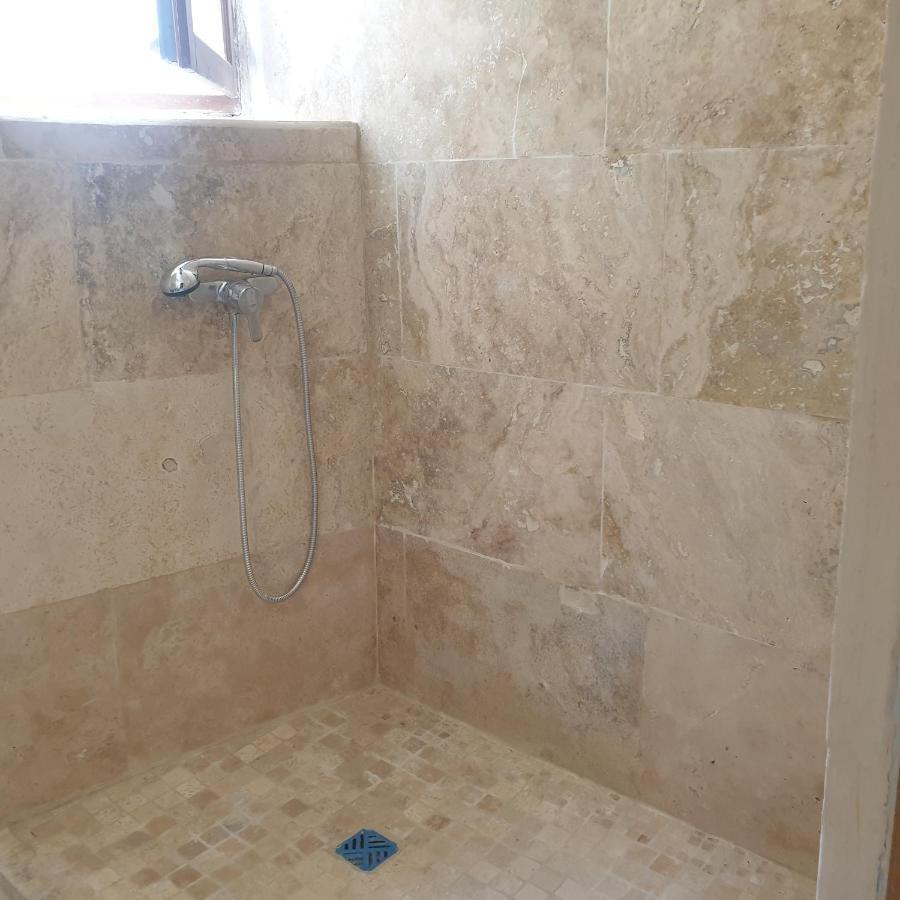 Maison Intra Muros, Terrasses Avec Vue Jaccuzzi Et Garage アヴィニョン エクステリア 写真