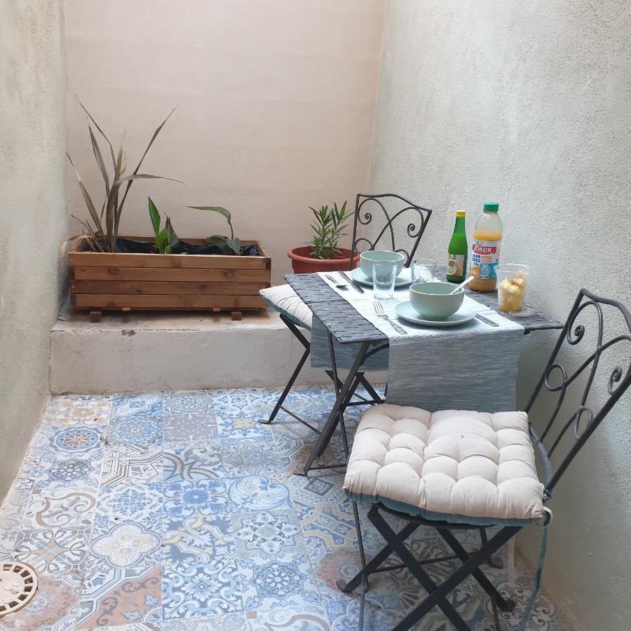Maison Intra Muros, Terrasses Avec Vue Jaccuzzi Et Garage アヴィニョン エクステリア 写真