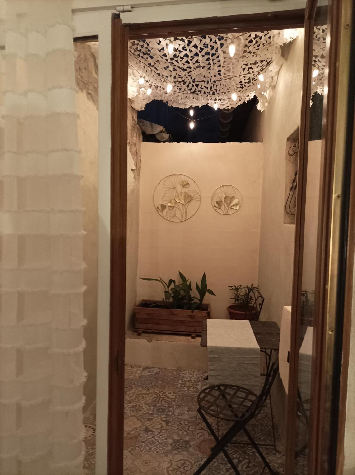 Maison Intra Muros, Terrasses Avec Vue Jaccuzzi Et Garage アヴィニョン エクステリア 写真